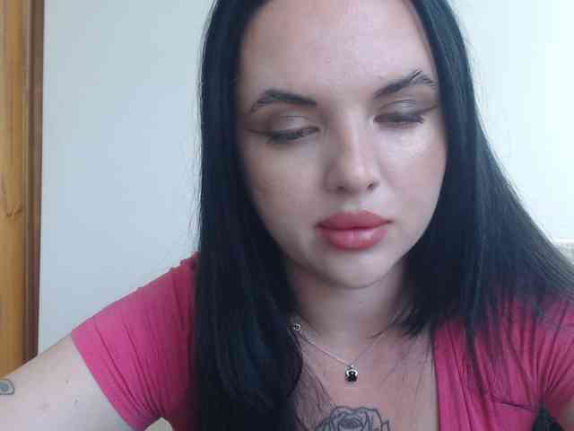 Annushka_ webcam