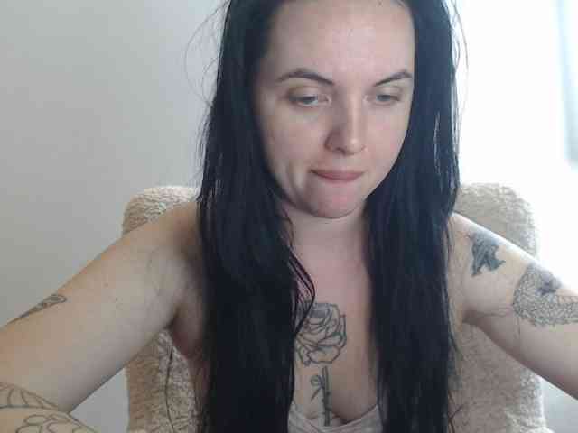 Annushka_ webcam
