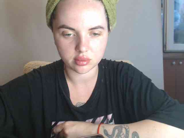 Annushka_ webcam