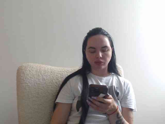 Annushka_ webcam