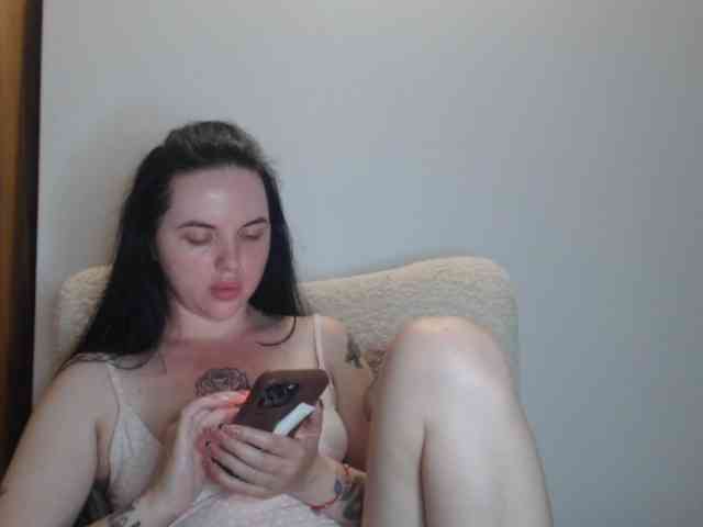 Annushka_ webcam
