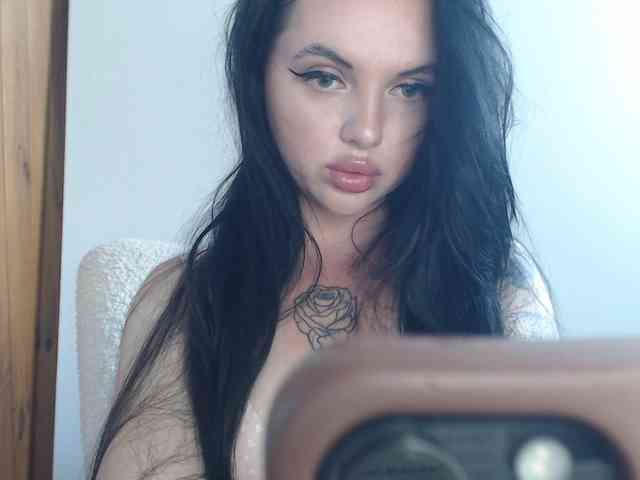Annushka_ webcam