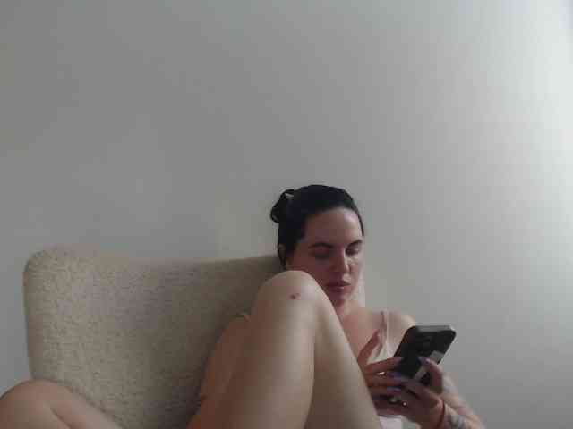 Annushka_ webcam