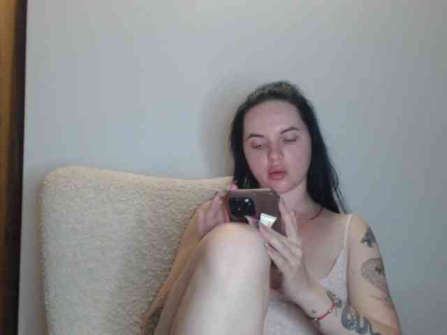 Annushka_ webcam