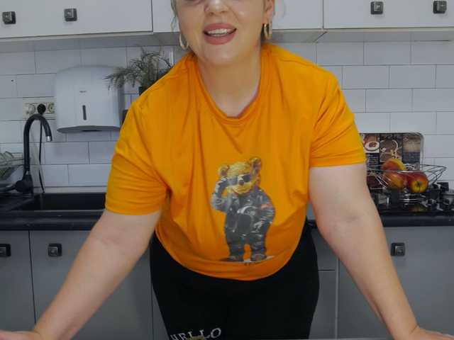  EllaSwan chat room