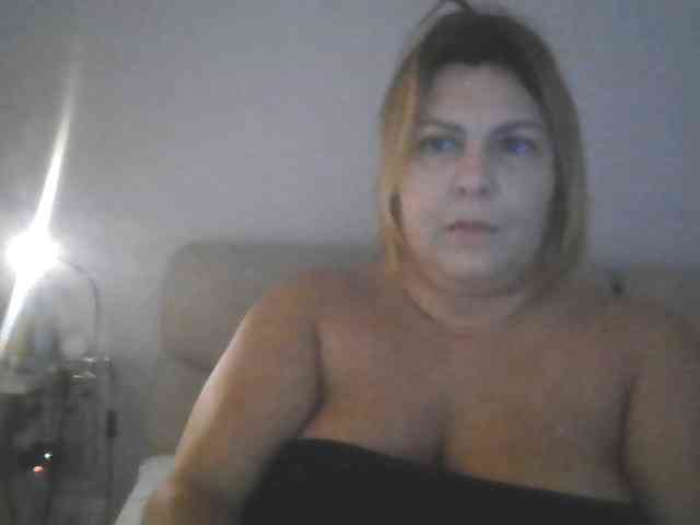 sexydeby webcam
