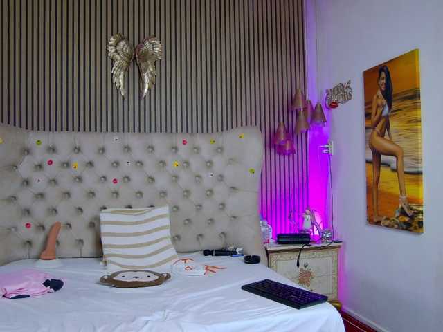 TastyShow's BongaCams show and profile