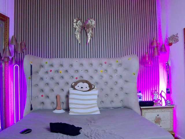 TastyShow's BongaCams show and profile