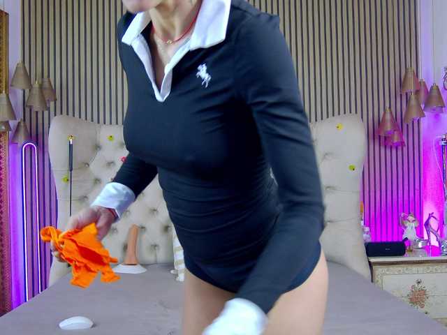 TastyShow's BongaCams show and profile