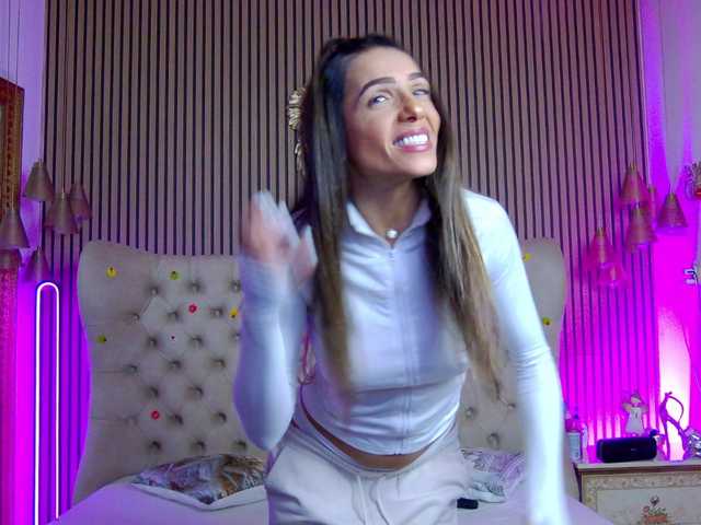 TastyShow's BongaCams show and profile