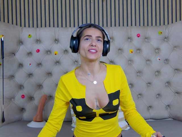 TastyShow's BongaCams show and profile