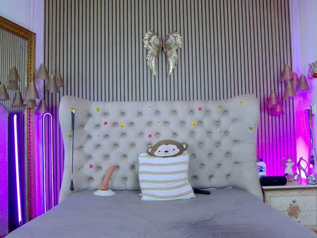 TastyShow's BongaCams show and profile