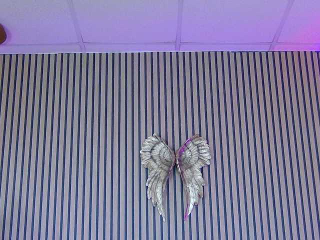 TastyShow's BongaCams show and profile