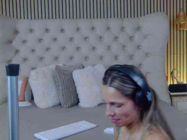 TastyShow webcam