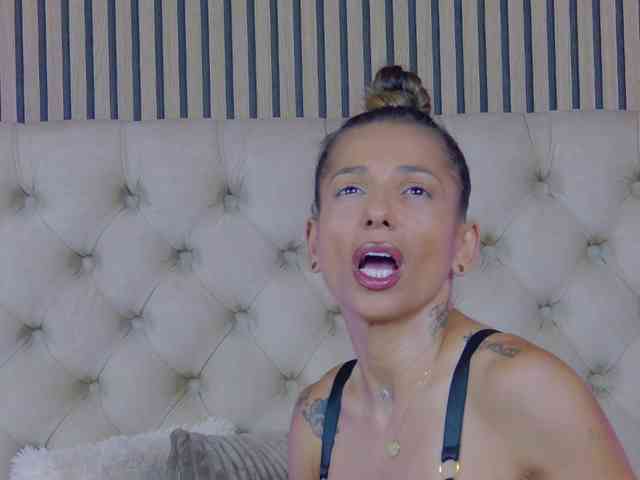 TastyShow webcam