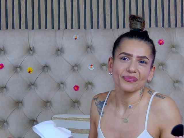 TastyShow Live Webcam on BongaCams