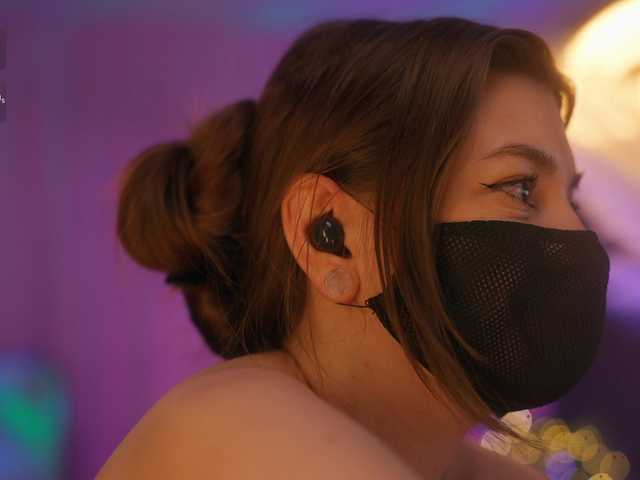 arimass's BongaCams show and profile