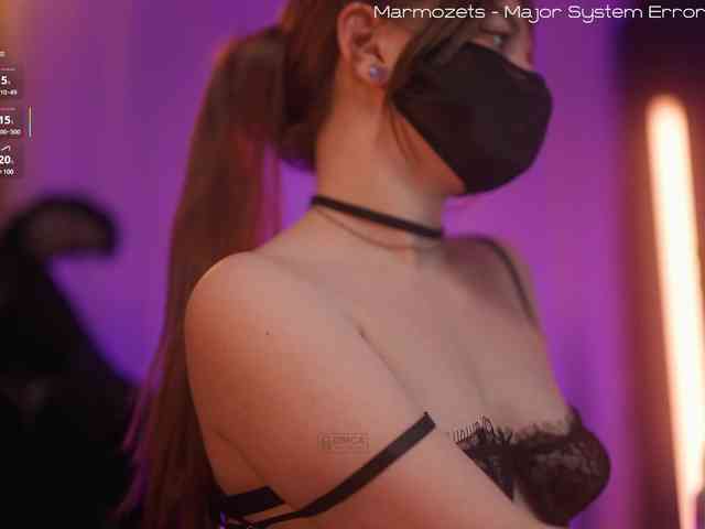 chatroom nude Arimass