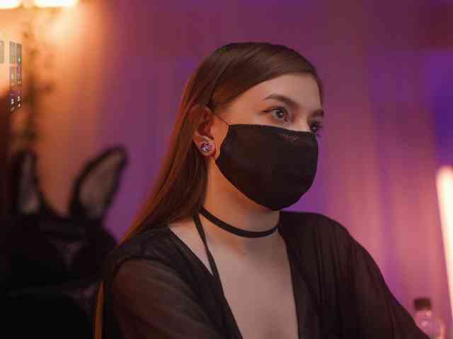 live sex show Arimass