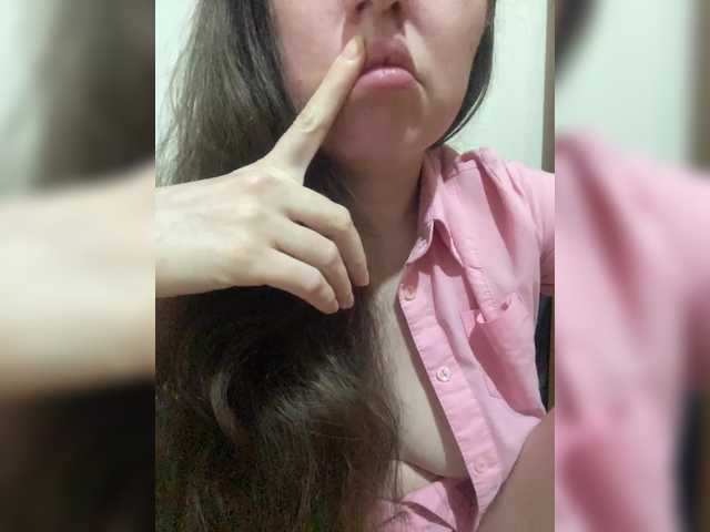 SweetLoveKiss's BongaCams show and profile