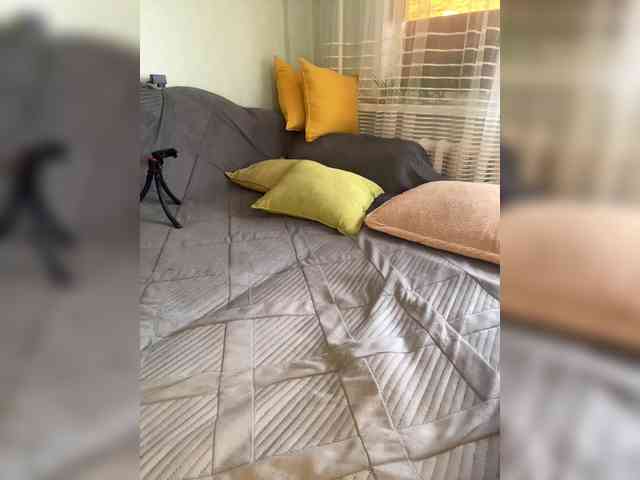 MayLily webcam