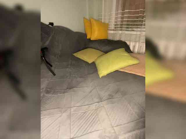 MayLily webcam