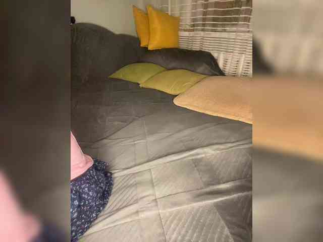 MayLily webcam