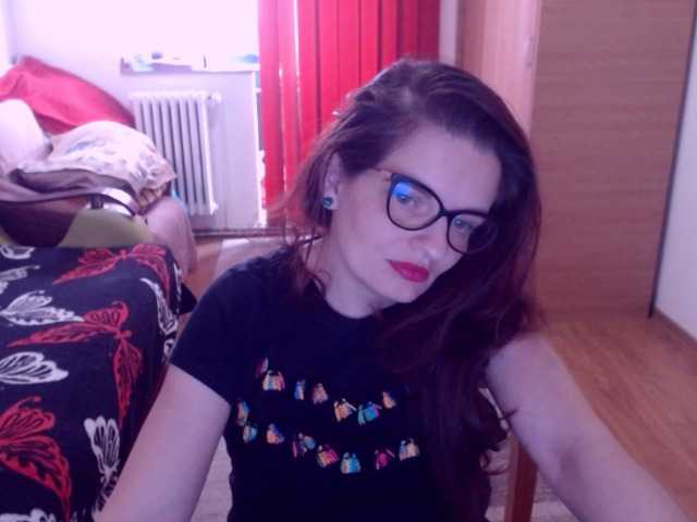 bellaro's BongaCams show and profile