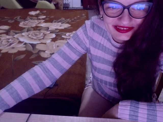 bellaro webcam bongacams model stream image