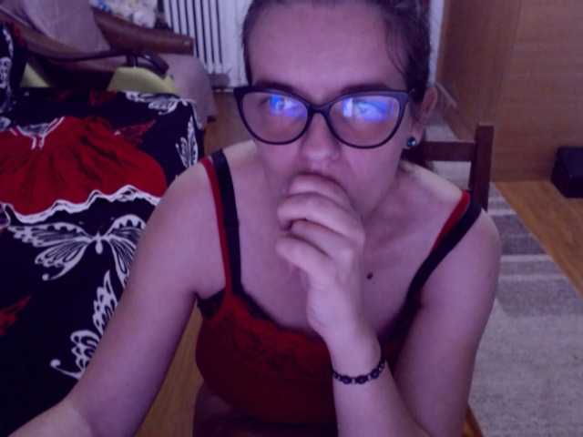 bellaro webcam bongacams model stream image