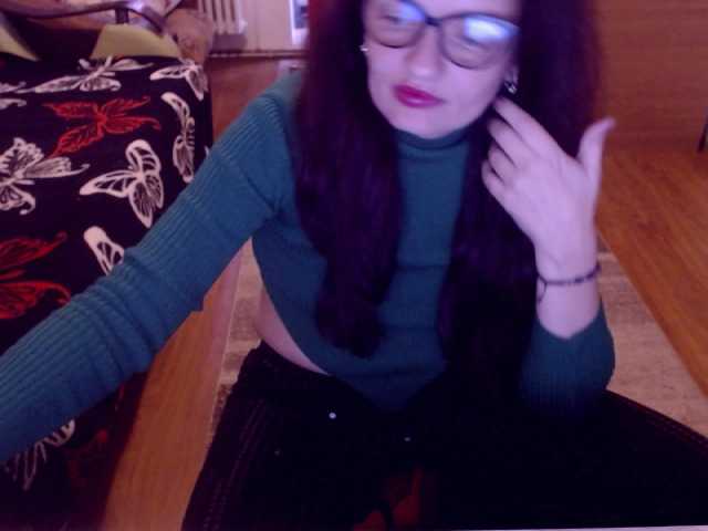 bellaro webcam bongacams model stream image