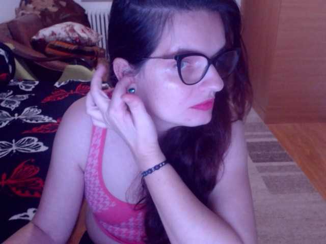 bellaro's BongaCams show and profile