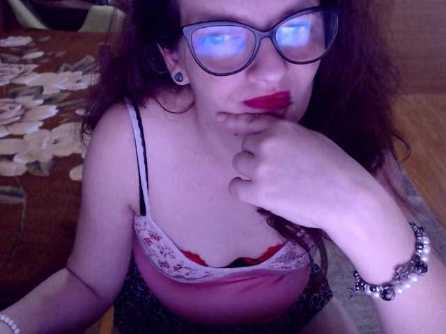 bellaro's BongaCams show and profile