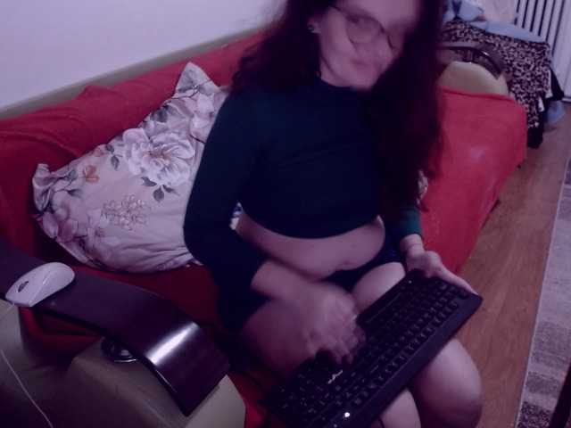 bellaro's BongaCams show and profile