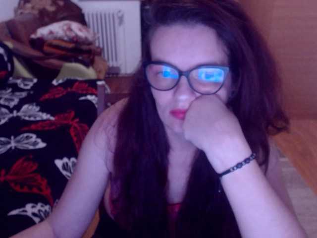 bellaro's BongaCams show and profile