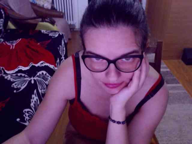 bellaro Live Webcam on BongaCams