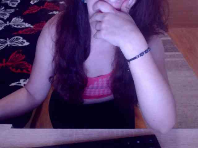 bellaro Live Webcam on BongaCams