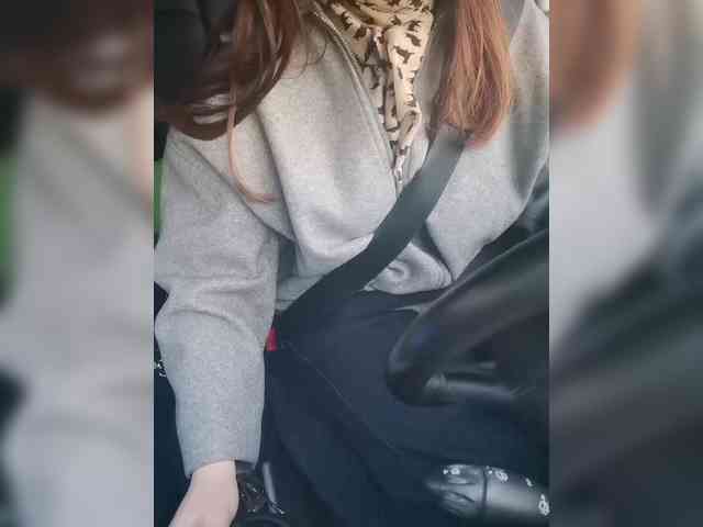 your-lioness Live Webcam on BongaCams