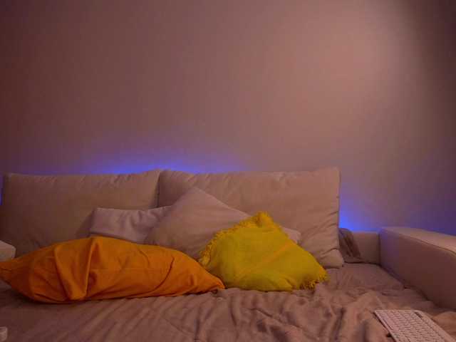 Infinitesprin's BongaCams show and profile