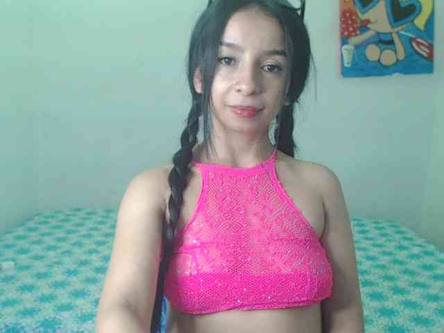 charlotehere webcam