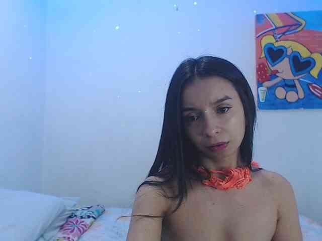 charlotehere webcam