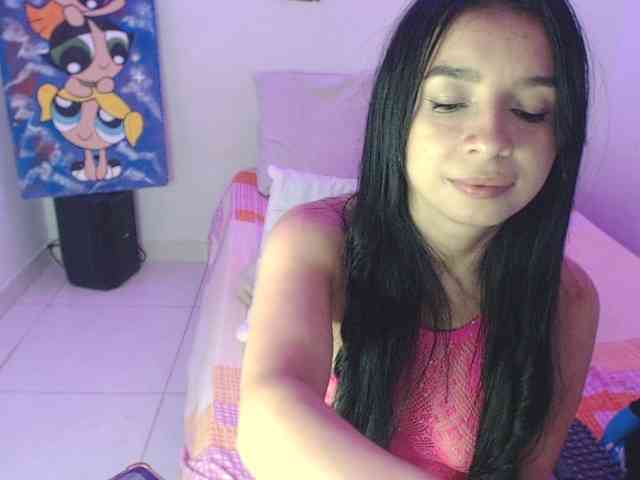 charlotehere webcam