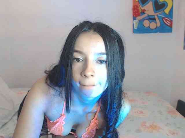 charlotehere webcam