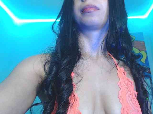 charlotehere webcam