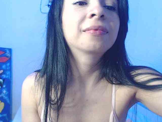 charlotehere webcam