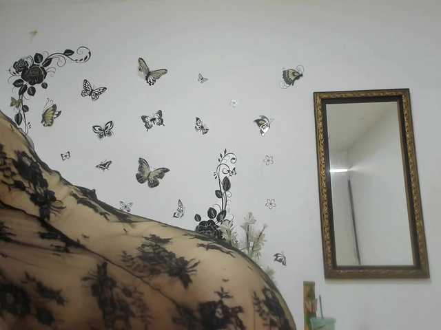 jennifersmit1's BongaCams show and profile