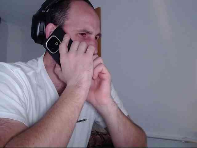 PoPaDoSiK-Mod Live Webcam on BongaCams