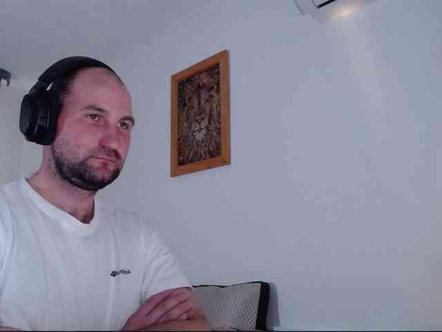 PoPaDoSiK-Mod Live Webcam on BongaCams