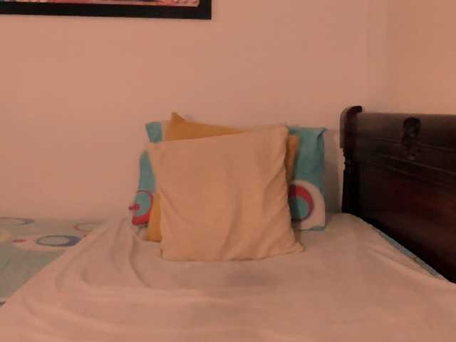 Lucypalmax's BongaCams show and profile