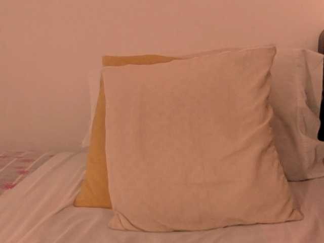 Lucypalmax's BongaCams show and profile